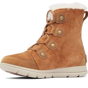 Sorel Explorer Joan boots NEW size 9